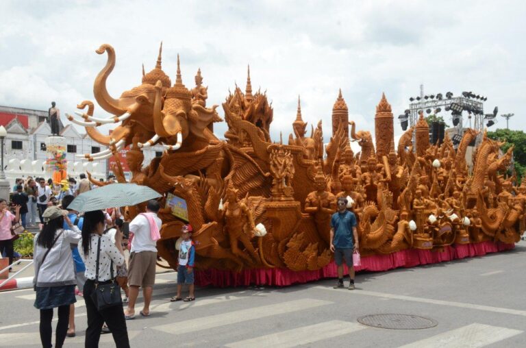 มหกรรมแห่เทียนโคราช 2569 พุทธศิลป์ แสงธรรมแห่งศรัทธา