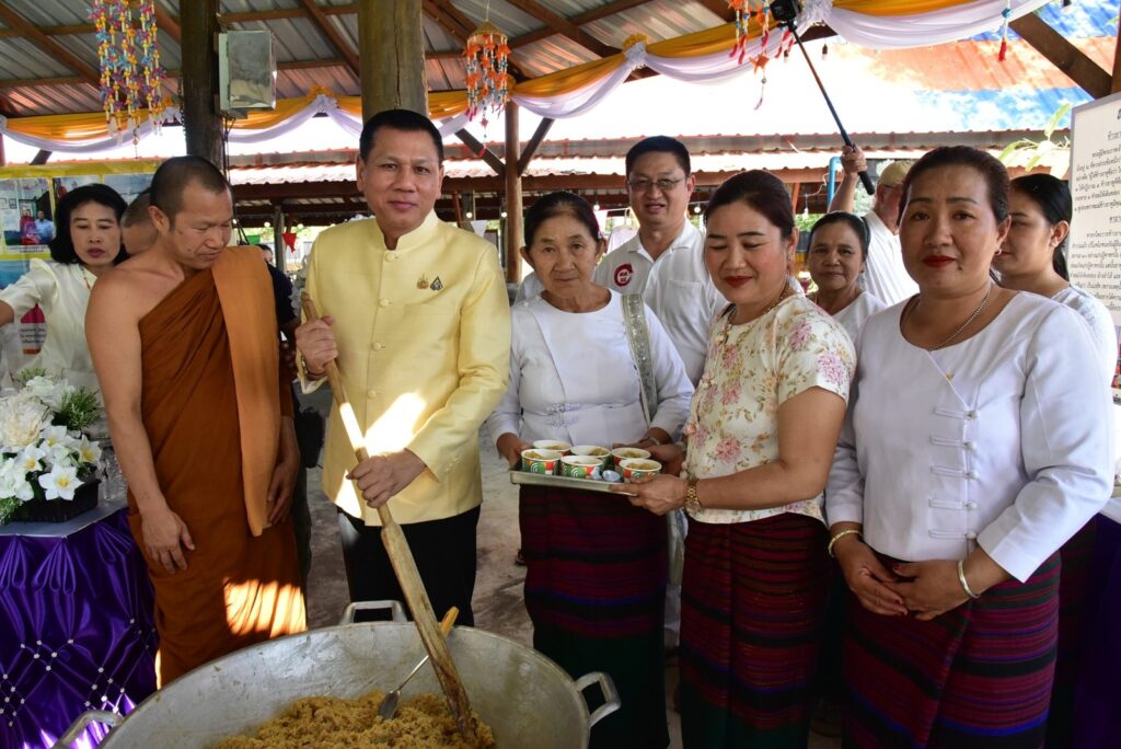 พระสงฆ์และชุมชนร่วมพิธีข้าวยาคู ปี 2569