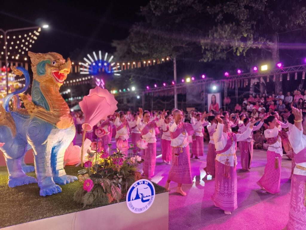 ผู้แสดงร่วมขบวนหน้ารถต้นกระธูปปี 2568