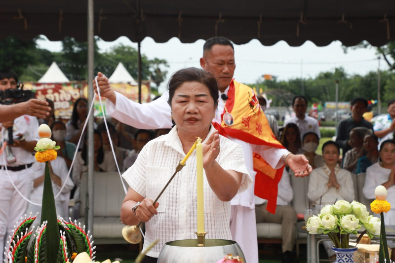ร่มโพธิ์ทอง ไหว้พระนอน ขอพรพระใหญ่ อ่างทอง 2569