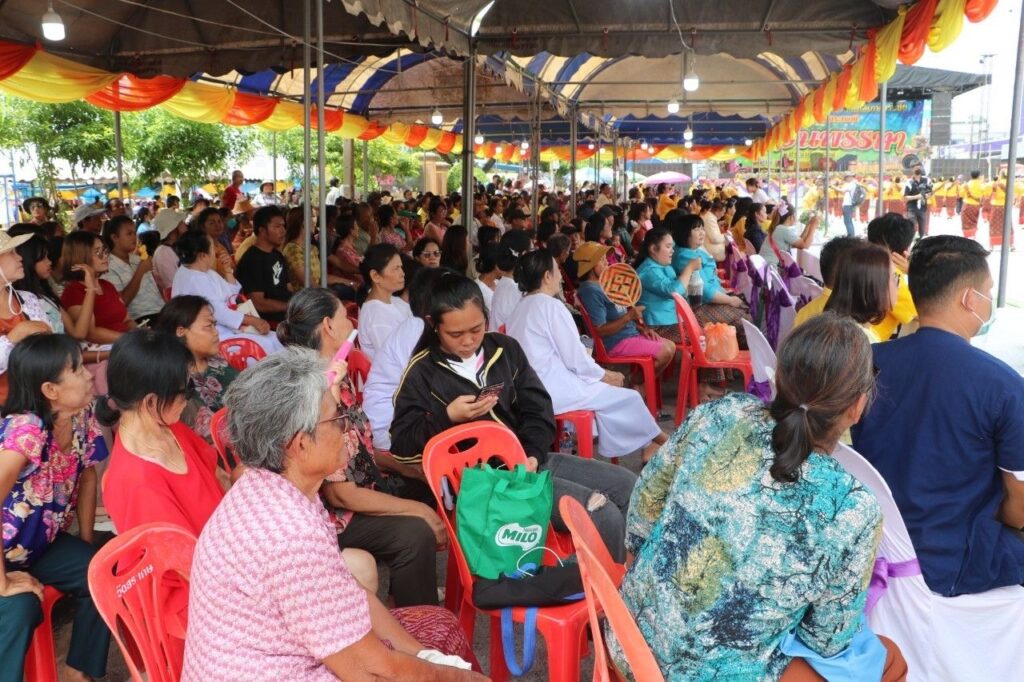 ประชาชนร่วมงานภายในพื้นที่พิธี ปี 2567