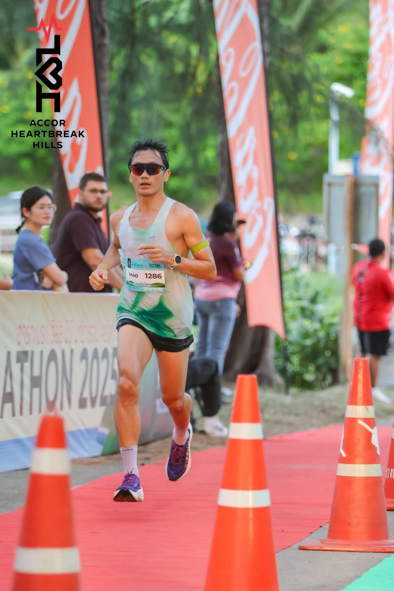 นักวิ่งช่วงเข้าเส้นชัย Accor HeartBreak Hill Mini Marathon ครั้งที่ 8 ปี 2568