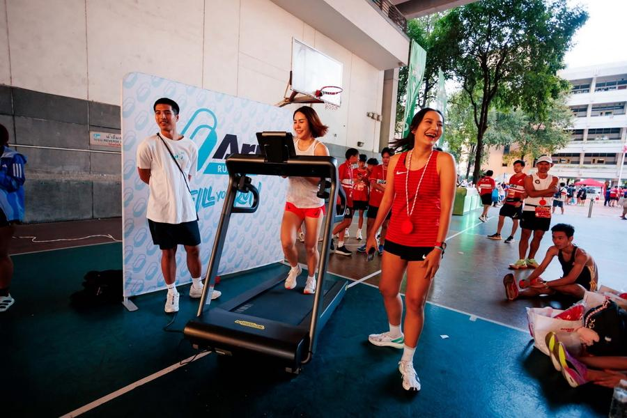 บูธกิจกรรมภายในโรงเรียนในงาน AC V RUN ปี 2568