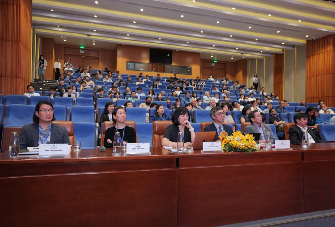 ผู้ฟังในห้องประชุม IASC-ARS 2025 ที่นครโฮจิมินห์