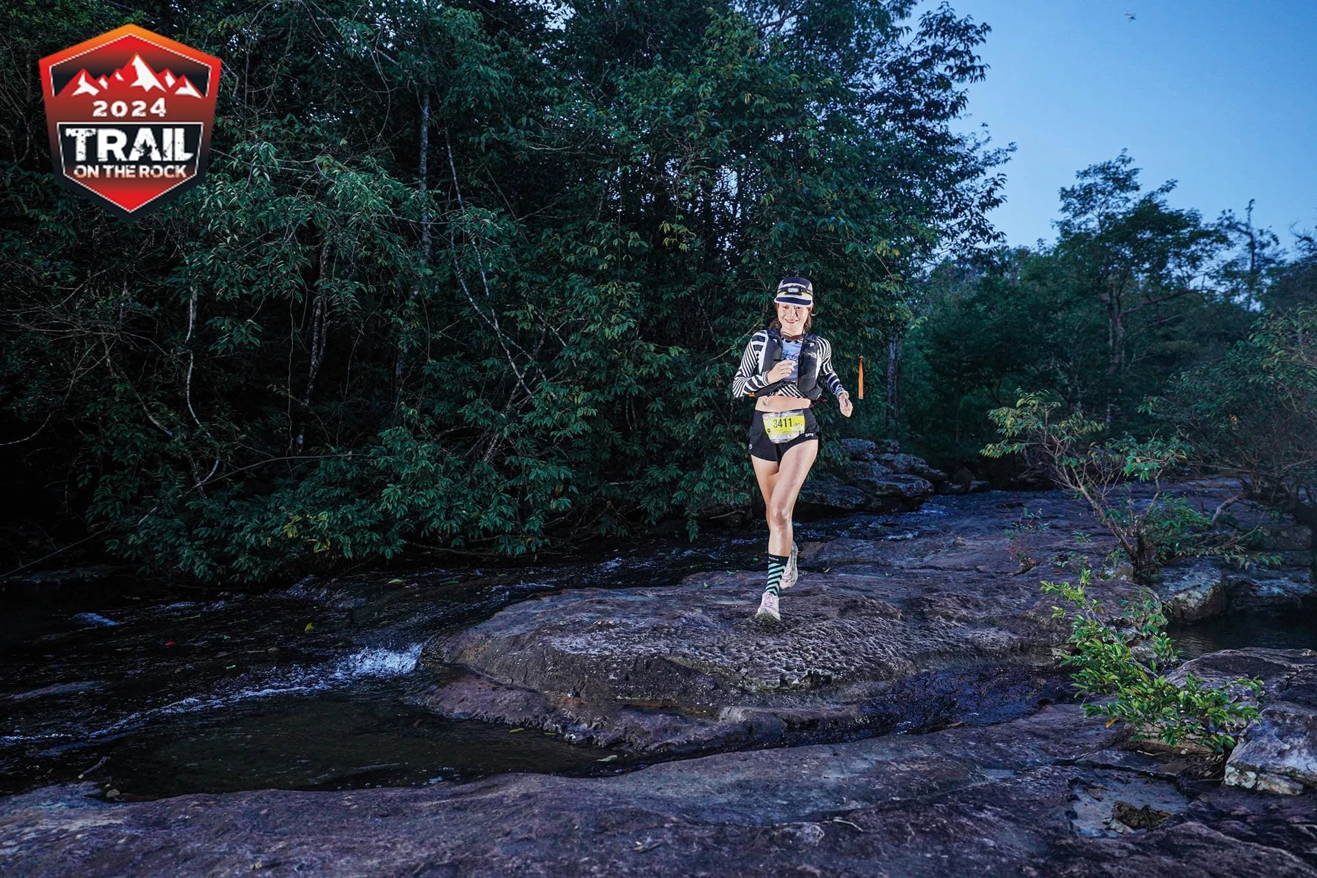 ภาพกิจกรรมบนเส้นทางอีกช่วงจากรายงานเดียวกัน คงตรา Trail On The Rock 2024