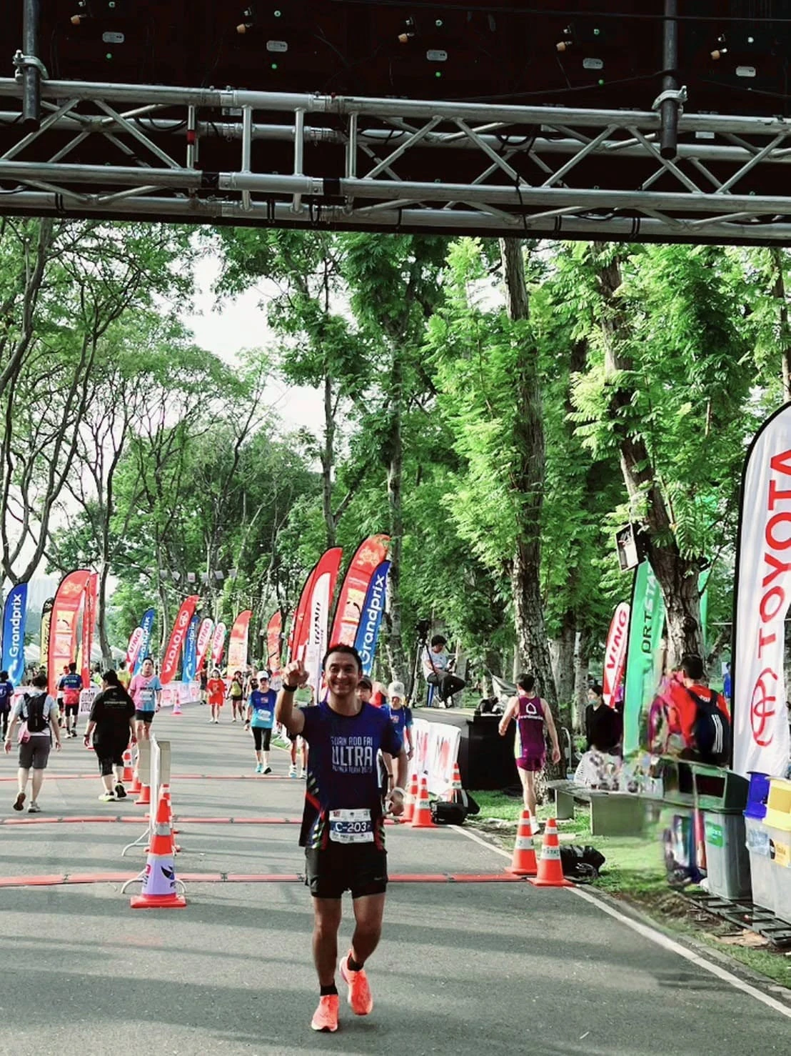 บรรยากาศเส้นทางในสวนรถไฟจากรายงาน Ultra Park Run Thailand ปี 2566