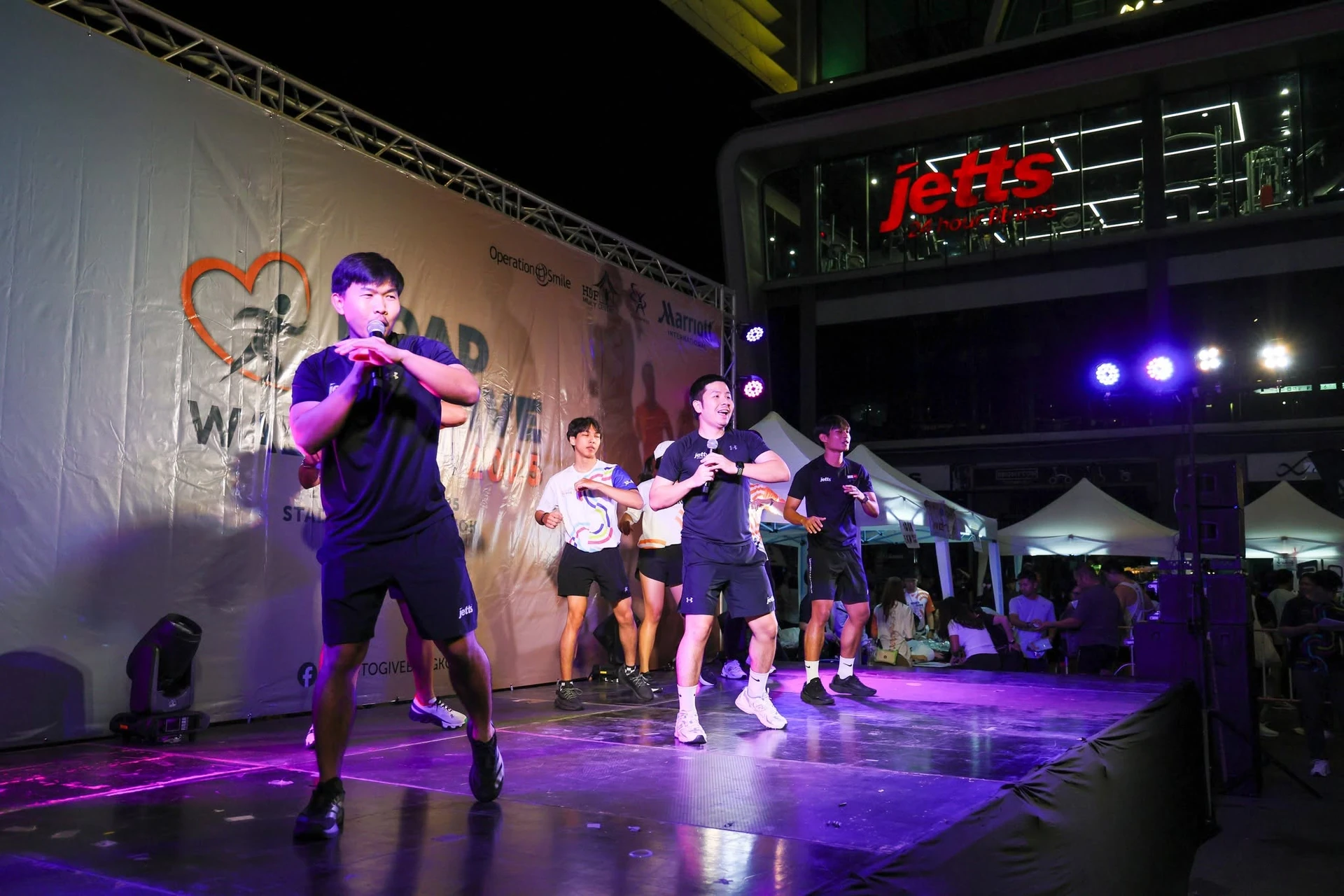 กิจกรรมบนเวที Road To Give Bangkok 2025