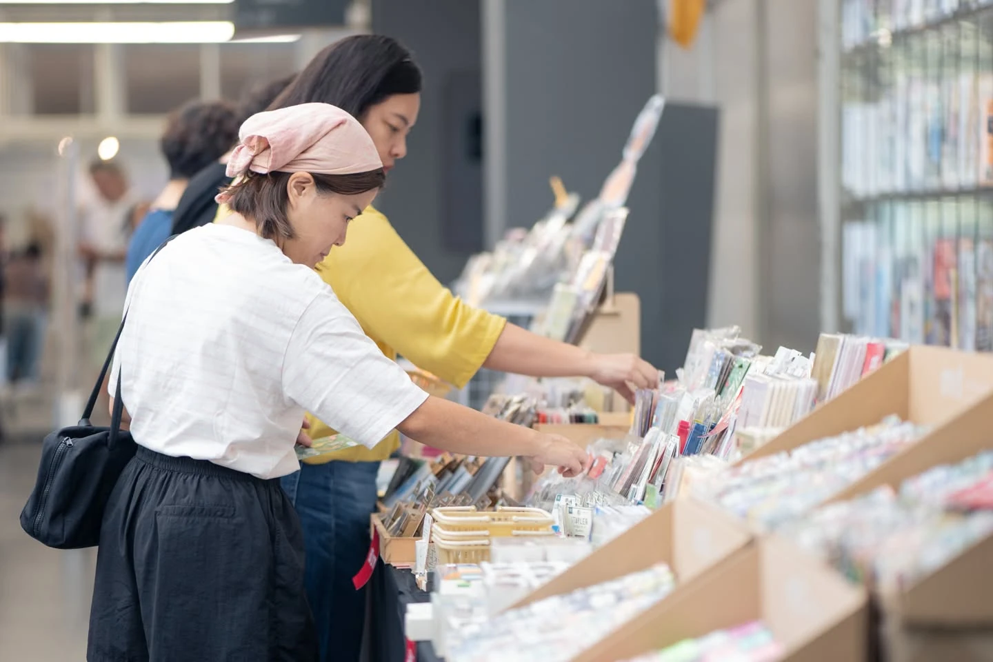 การเลือกชมเครื่องเขียนใน Creative Weekend: Stationerycore ครั้งที่ 2 ปี 2569