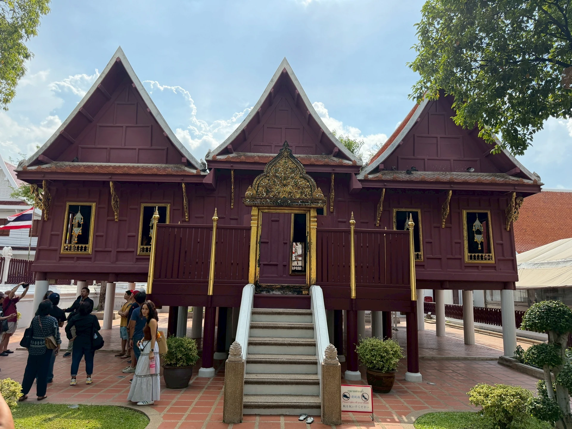 บรรยากาศบริเวณอาคารเรือนไม้และทางเดิน จาก TK Chat Walk ตอนวังหลังและบางกอกน้อย รอบก่อน