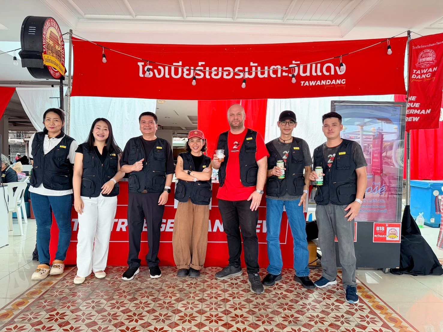 บริเวณบูธโรงเบียร์เยอรมันตะวันแดงในงาน SATO SO GOOD 2026 ที่ยอดพิมาน ริเวอร์วอล์ค