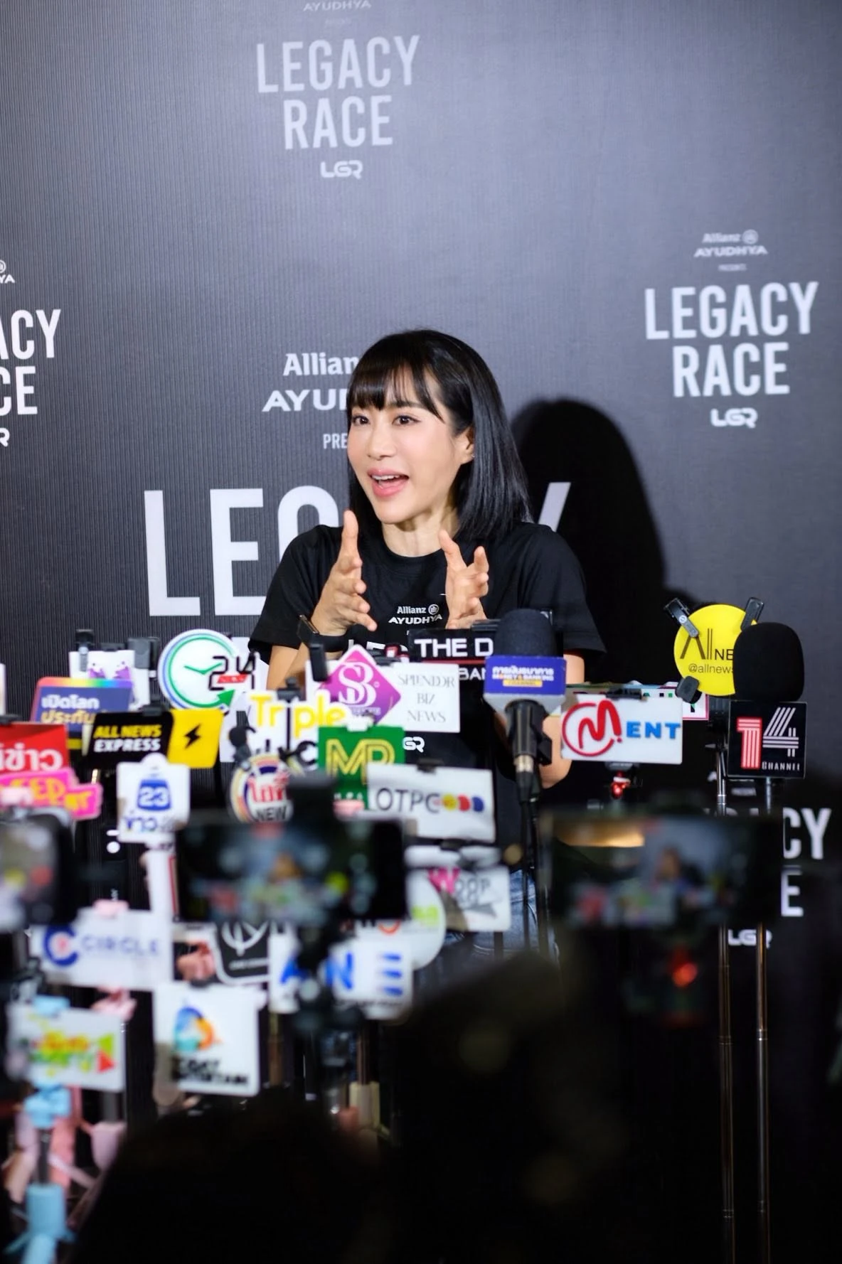 บรรยากาศช่วงแถลงข่าวเปิดตัว LEGACY RACE ก่อนวันแข่งขัน