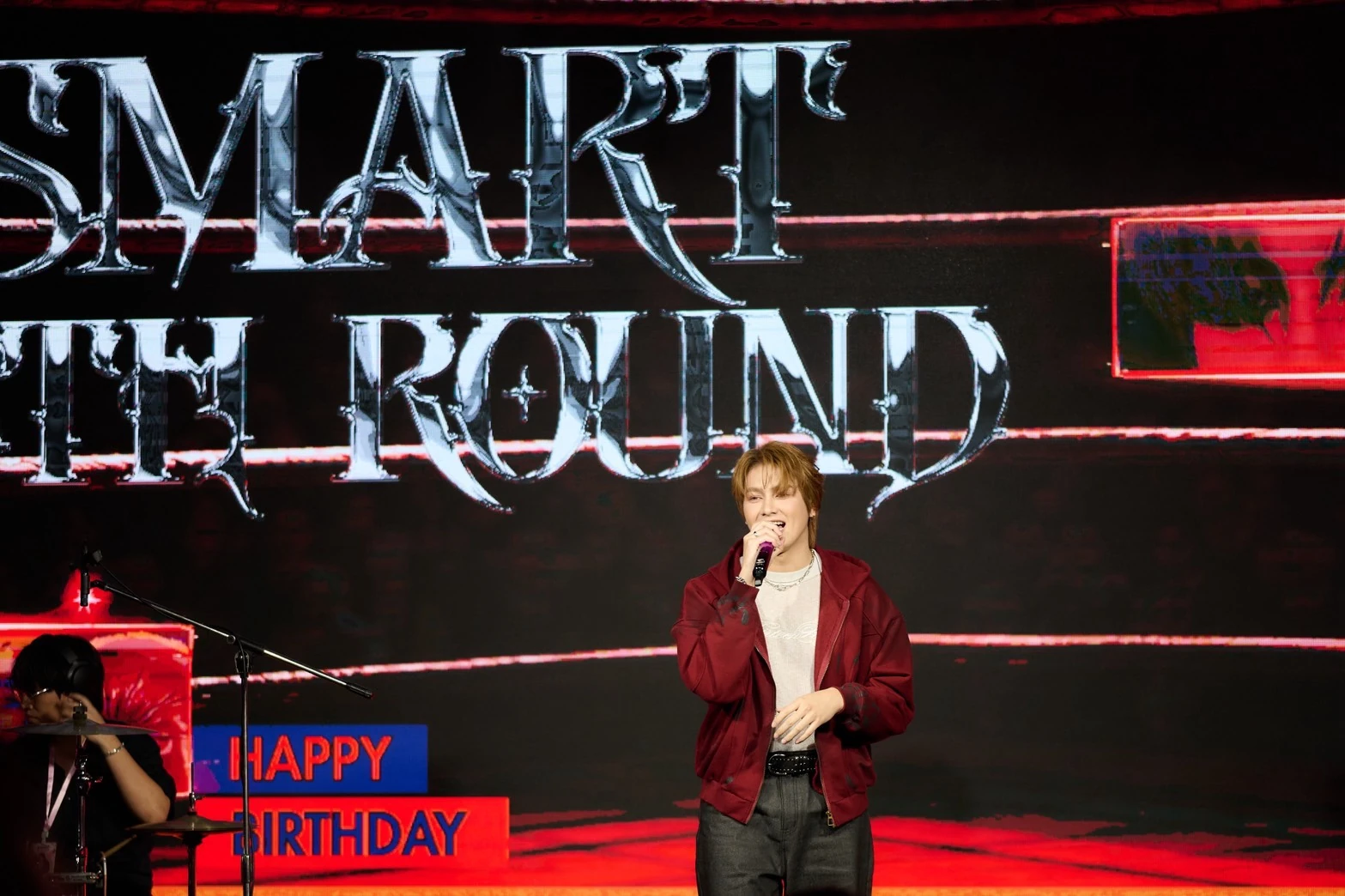 สมาร์ท ชิษณุพงศ์ร้องเพลงหน้าฉาก SMART 25TH ROUND ในงานวันเกิดวันที่ 26 กันยายน 2569