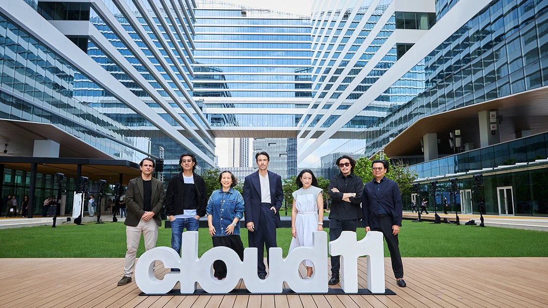 บริเวณลานและอาคาร Cloud 11 ในภาพประกอบข่าวของ MQDC เผยแพร่ 15 กรกฎาคม 2569 — วันที่ข่าวไม่ใช่วันถ่ายภาพ ต้นทางไม่ระบุปีถ่าย ไม่ใช่ภาพ Self Love Festival วันที่ 14–15 พฤศจิกายน 2569 หรือการเตรียมงาน และไม่ยืนยันโซนกิจกรรมหรือสภาพพื้นที่ปัจจุบัน