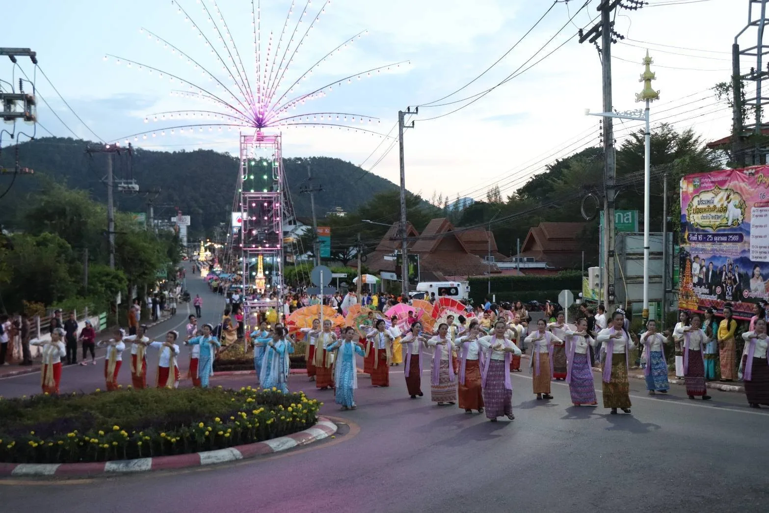 ขบวนประเพณีปอยเหลินสิบเอ็ด แม่ฮ่องสอน ปี 2569